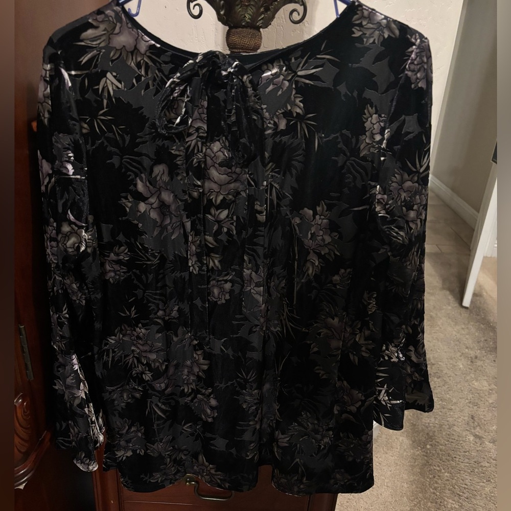 The Limited Black Floral Velvet Tie-Neck Blouse